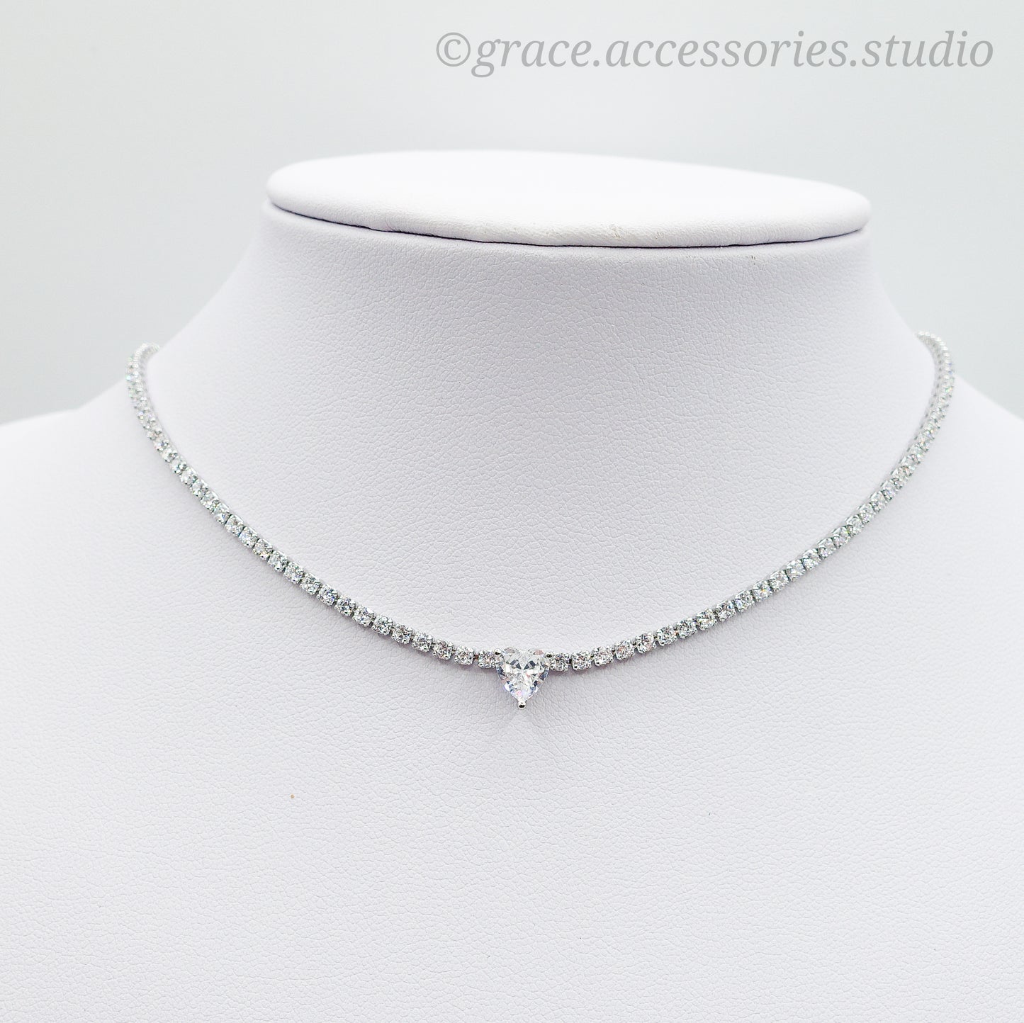DIANA ~ Collana tennis Choker con zircone a cuore