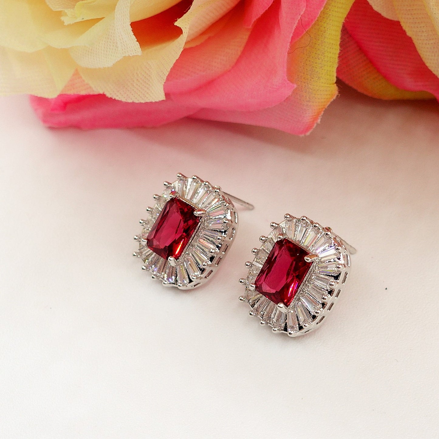 EMILY ~ orecchini bottone con cubic zirconia TAGLIO BAGUETTE