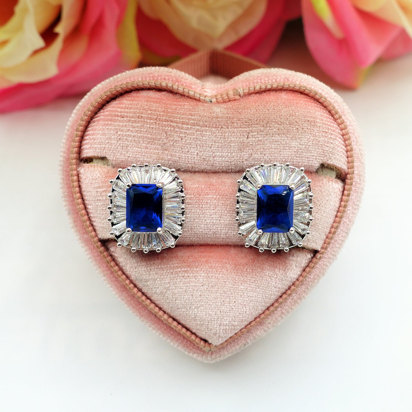 EMILY ~ orecchini bottone con cubic zirconia TAGLIO BAGUETTE