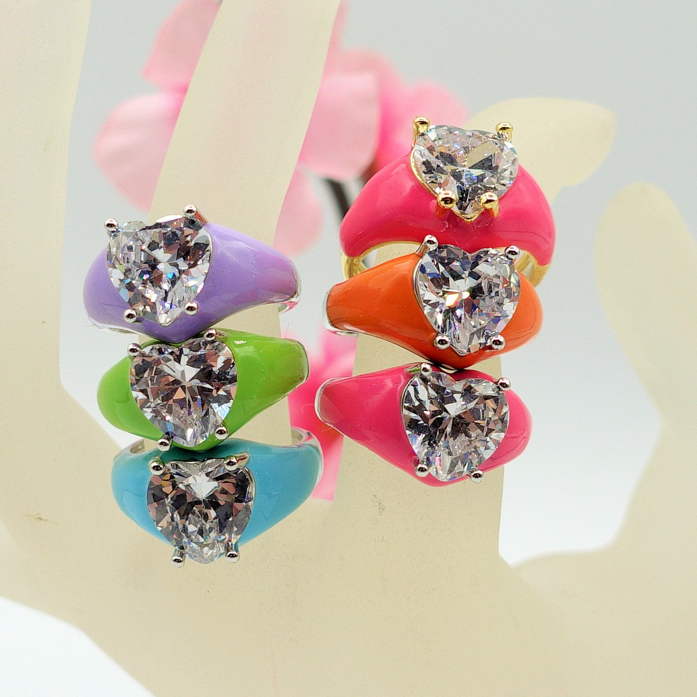 ISABELLE FLUO ~ Anello a cuore Smaltato con Cubic Zirconia- Regolabile
