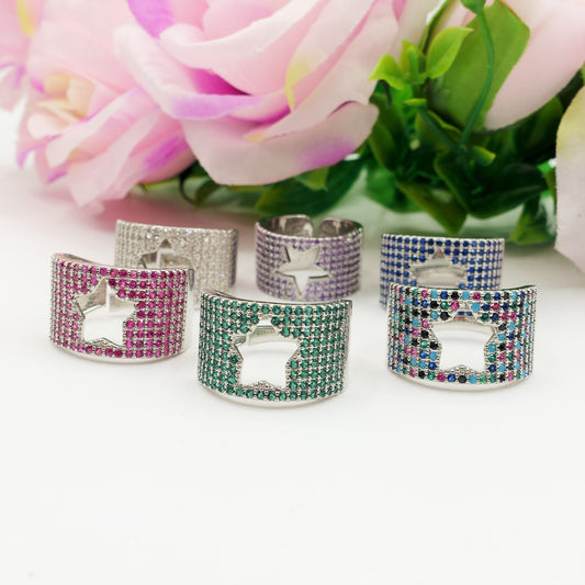 VENUS - Anello a fascia con Cubic Zirconia e stella cut out