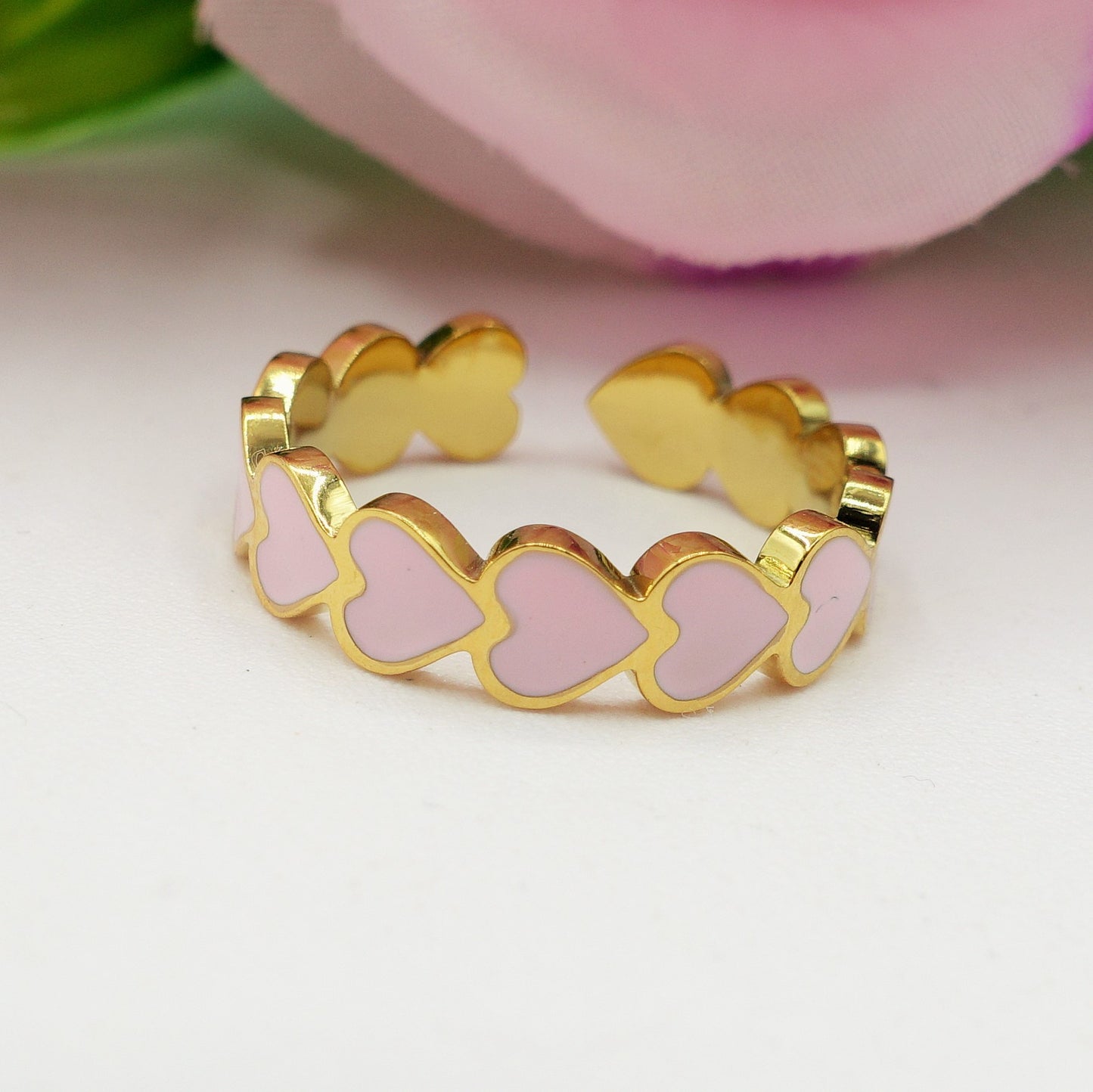 DANA - ACCIAIO INOSSIDABILE ~ Anello smaltato con cuoricini rainbow