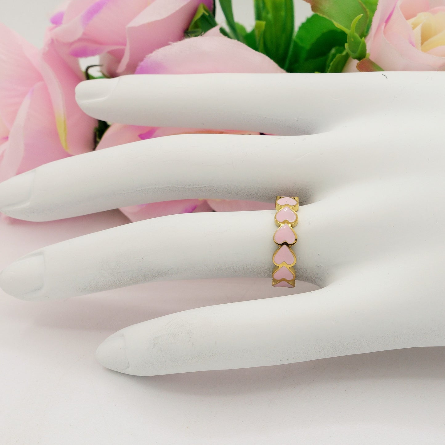 DANA - ACCIAIO INOSSIDABILE ~ Anello smaltato con cuoricini rainbow