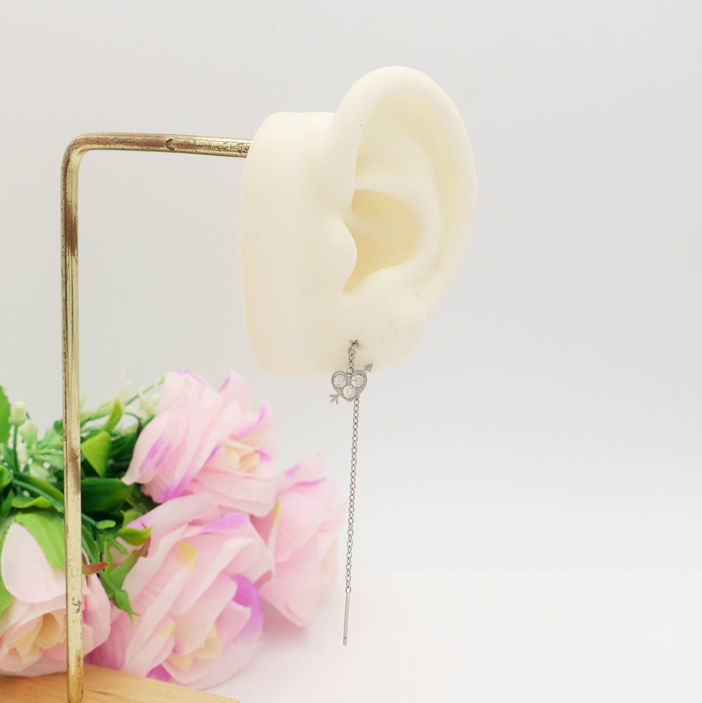 PIERCED HEART - ACCIAIO inossidabile ~ Paio Orecchini filo pendenti con cubic zirconia - saliscendi