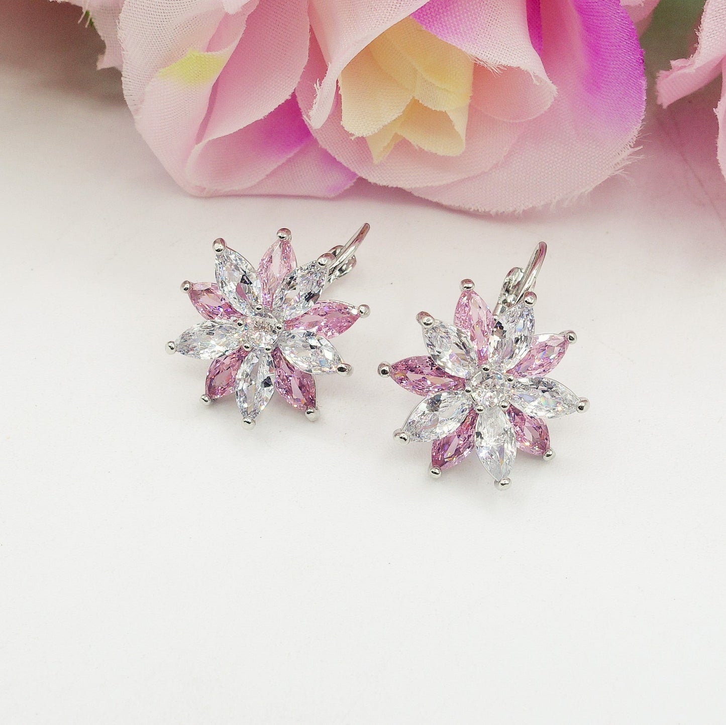 GWEN - Orecchini monachella in cubic zirconia