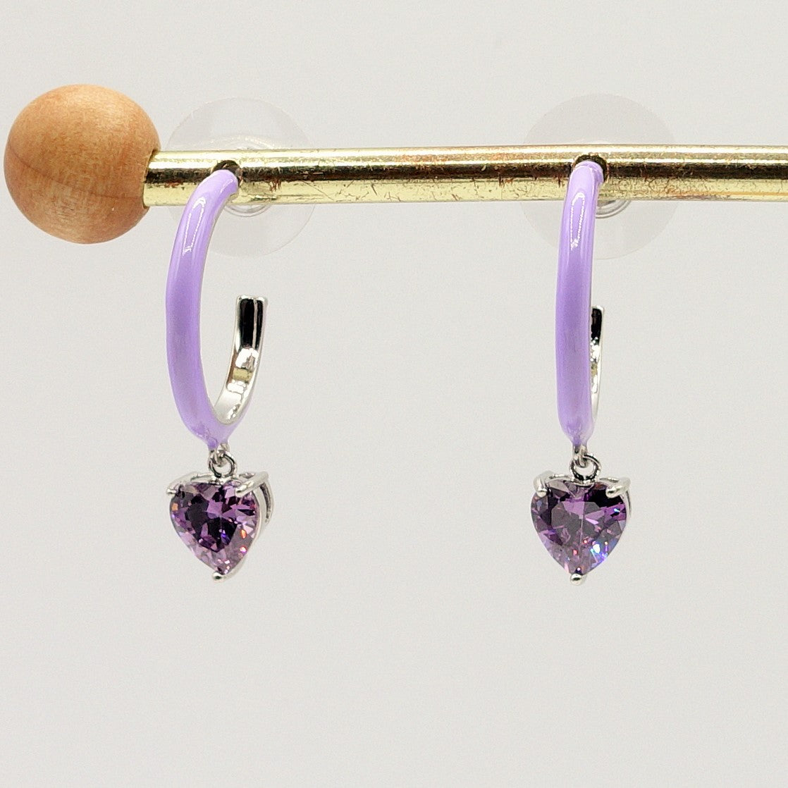 Cherie Fluo hoops- Orecchini a cerchio smaltati con cuore colorato