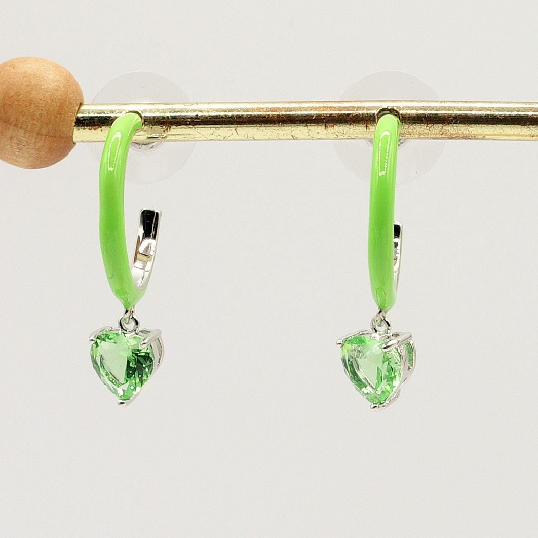 Cherie Fluo hoops- Orecchini a cerchio smaltati con cuore colorato