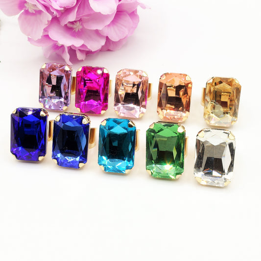 MARGOT RING - ANELLO regolabile con pietra sfaccettata
