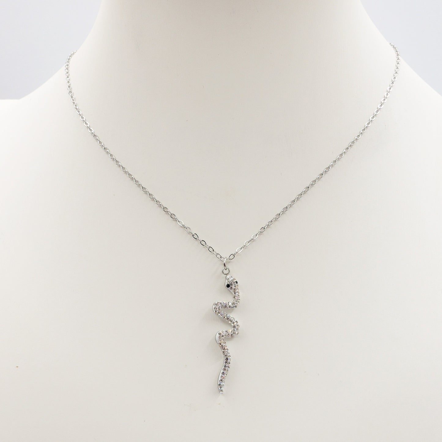 MAGNESIA - ACCIAIO INOSSIDABILE- collana con pendente serpente in cubic zirconia