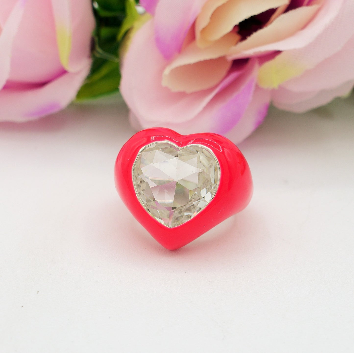 BROOK ~ CHUNKY - Anello smaltato a forma di cuore