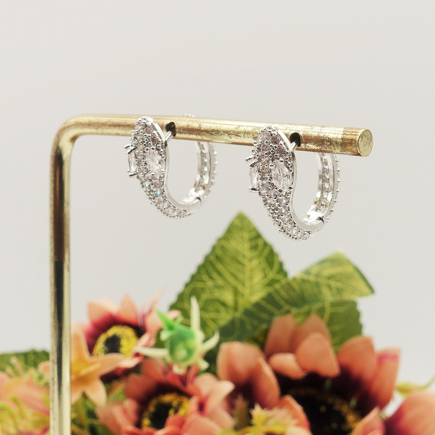 BELINDA- Orecchini cerchi serpente cubic zirconia