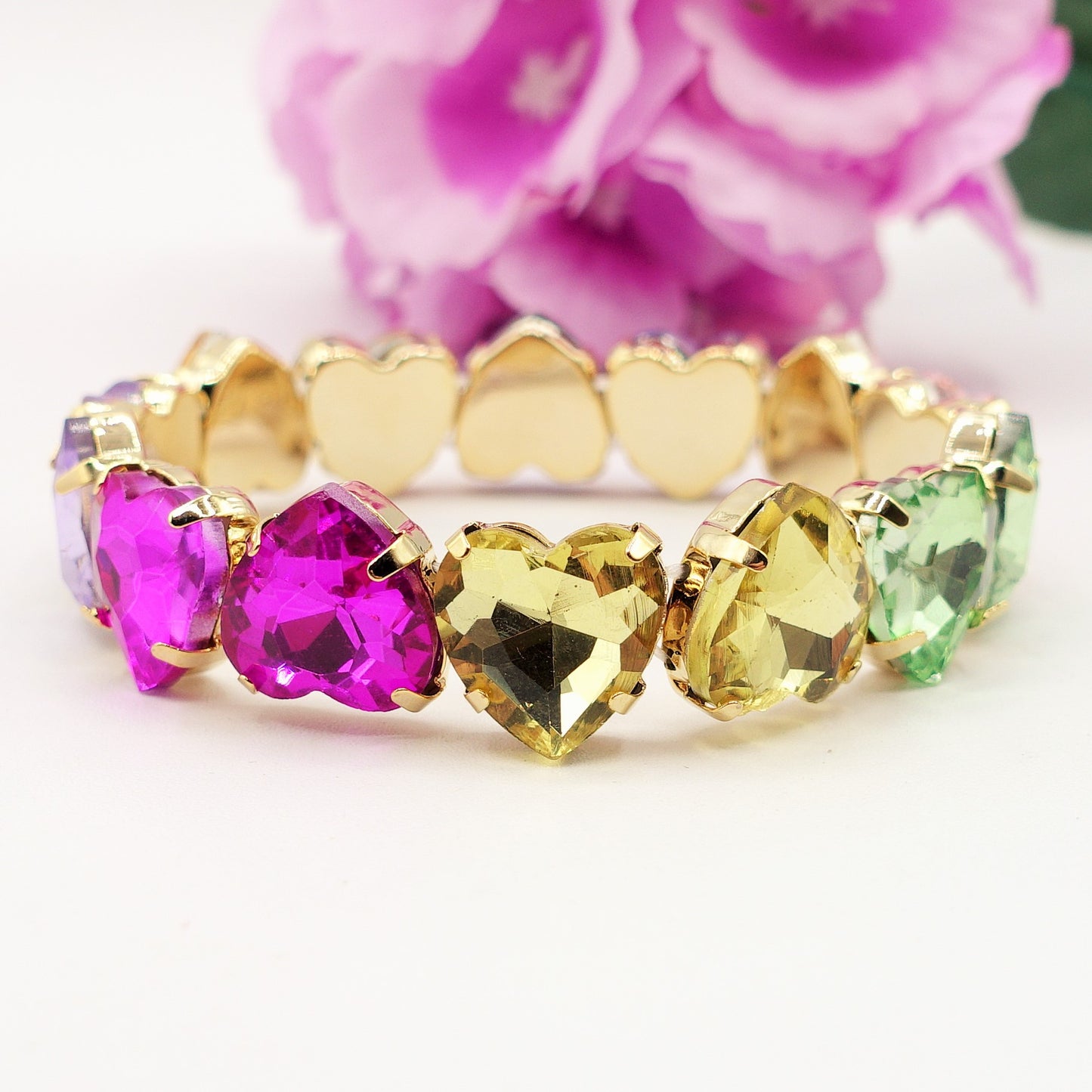 LUCE HEARTS MEDIUM-Bracciale elasticizzato con pietre a cuore sfaccettate