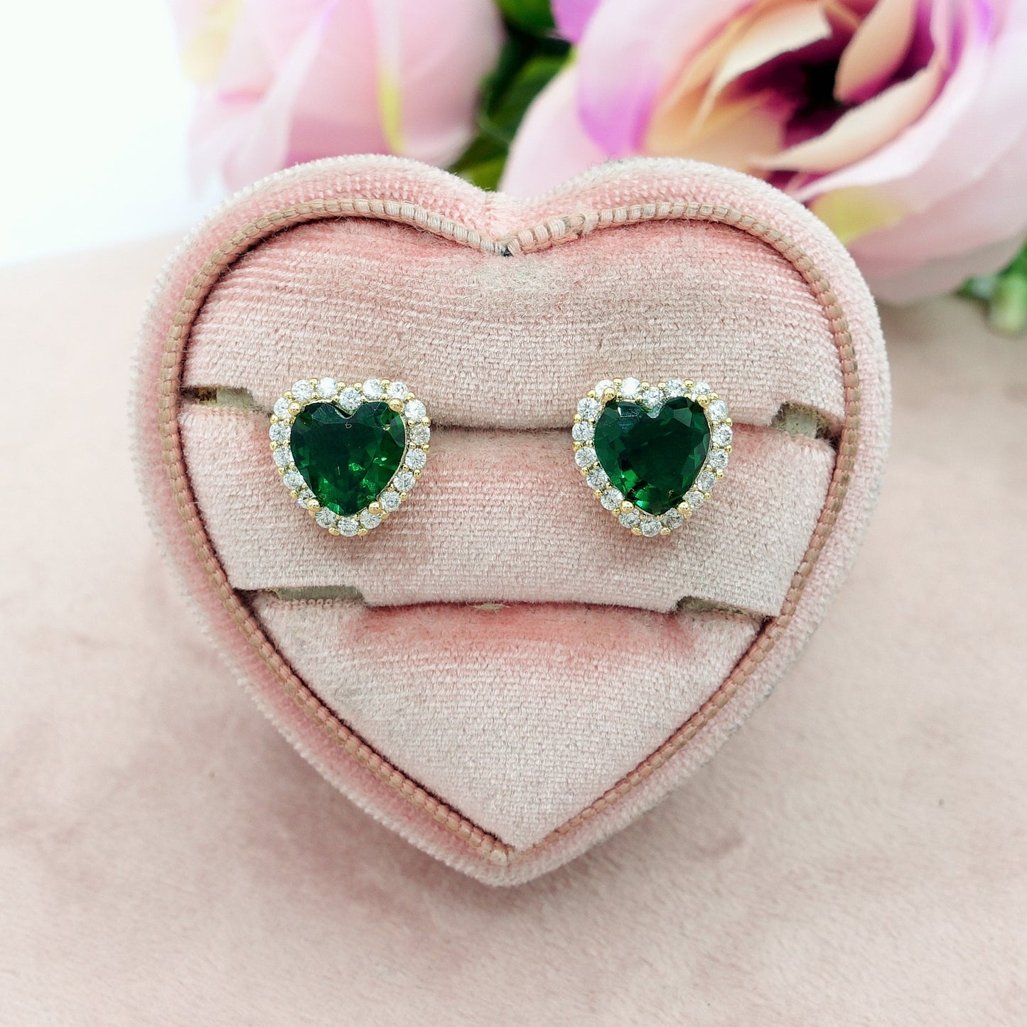 DIANA ~Orecchini a bottone con cubic zirconia a forma di cuore