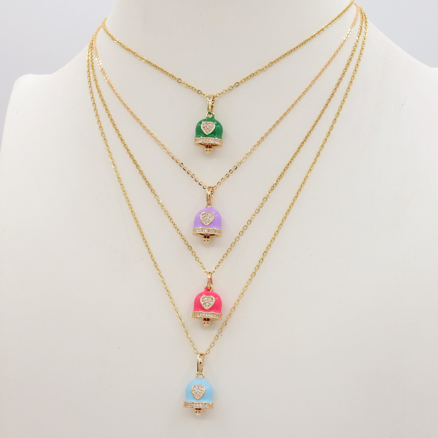 TINKERBELL RAINBOW - ACCIAIO INOSSIDABILE- Collana con pendente campanella smaltata e cubic zirconia