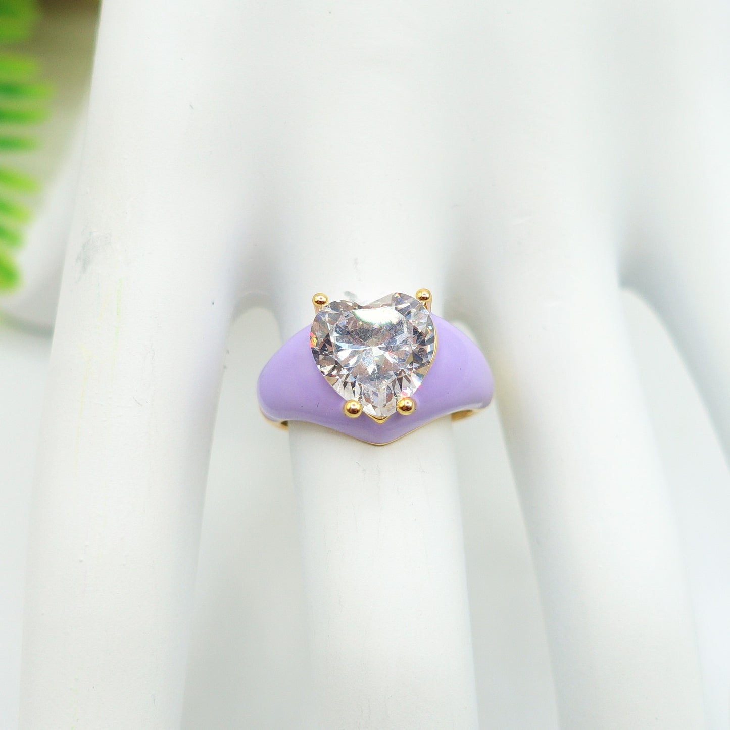 ISABELLE FLUO ~ Anello a cuore Smaltato con Cubic Zirconia- Regolabile