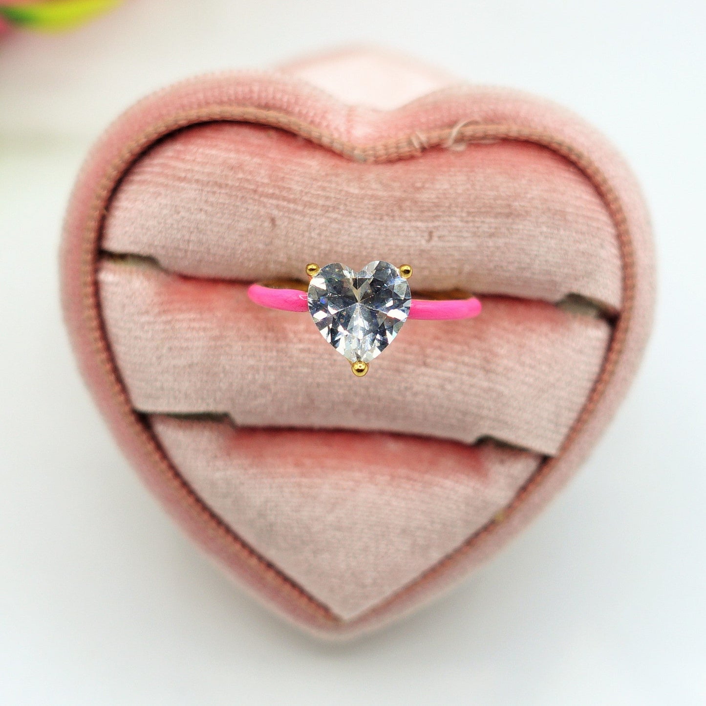 JADE FLUO ~Anello Smaltato ACCIAIO Inossidabile con cuore in zircone