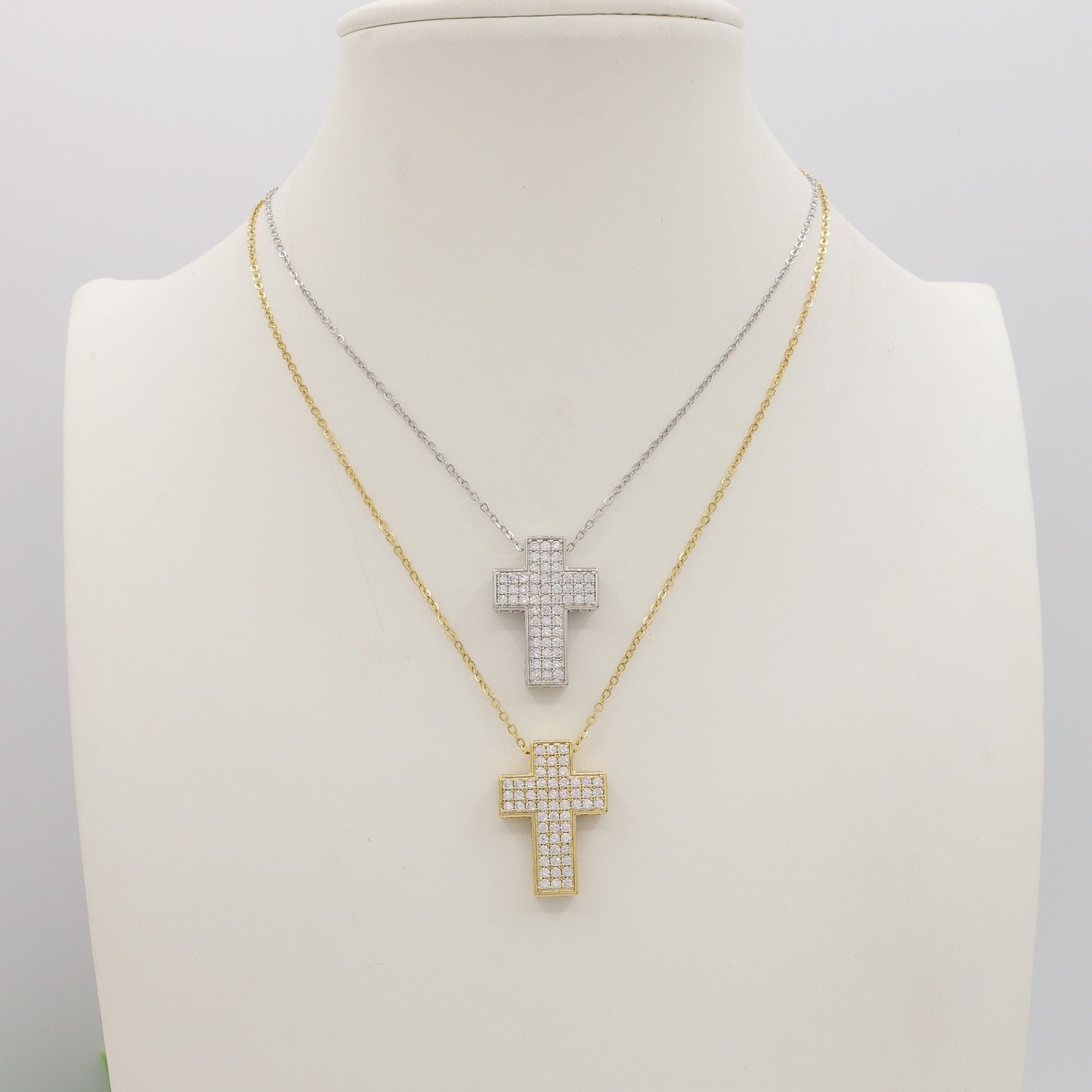 PHOEBE big - ACCIAIO INOSSIDABILE- Collana con pendente croce in cubic zirconia