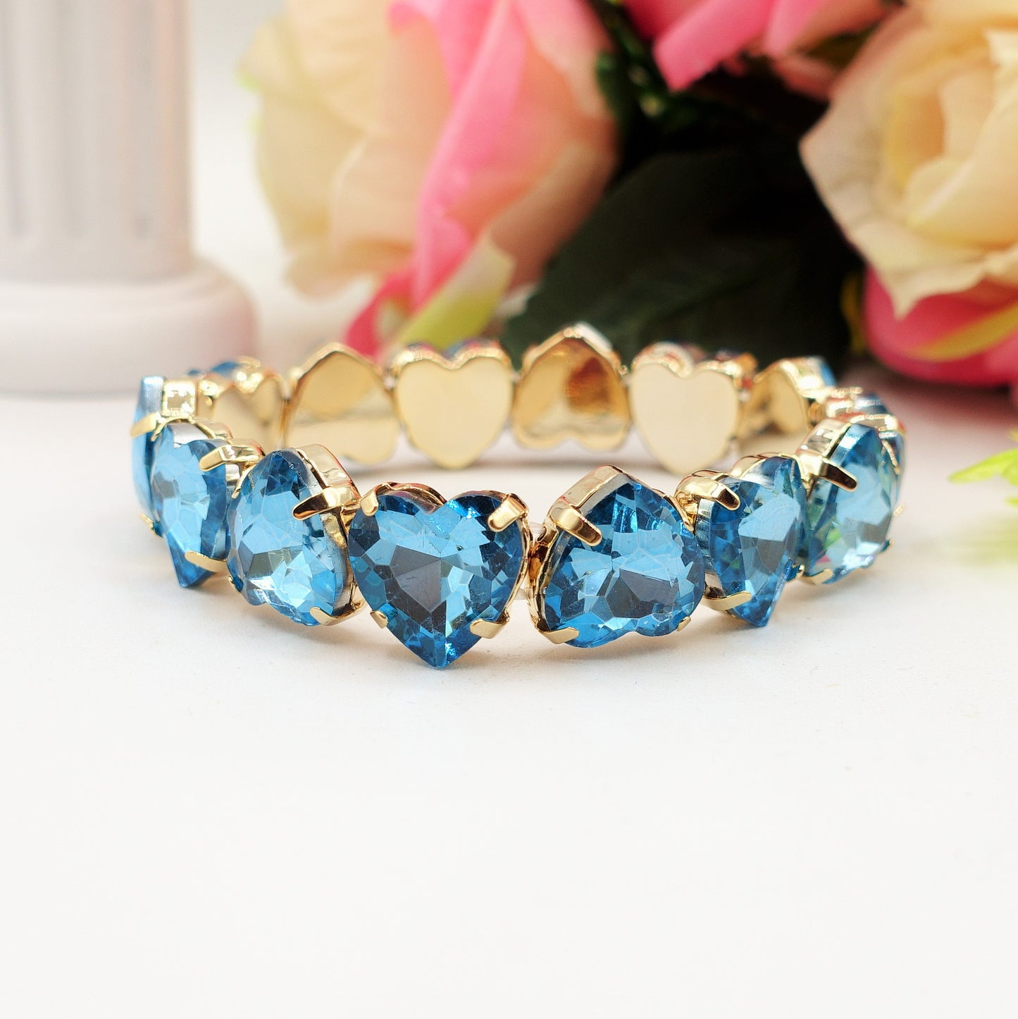 LUCE HEARTS MEDIUM-Bracciale elasticizzato con pietre a cuore sfaccettate