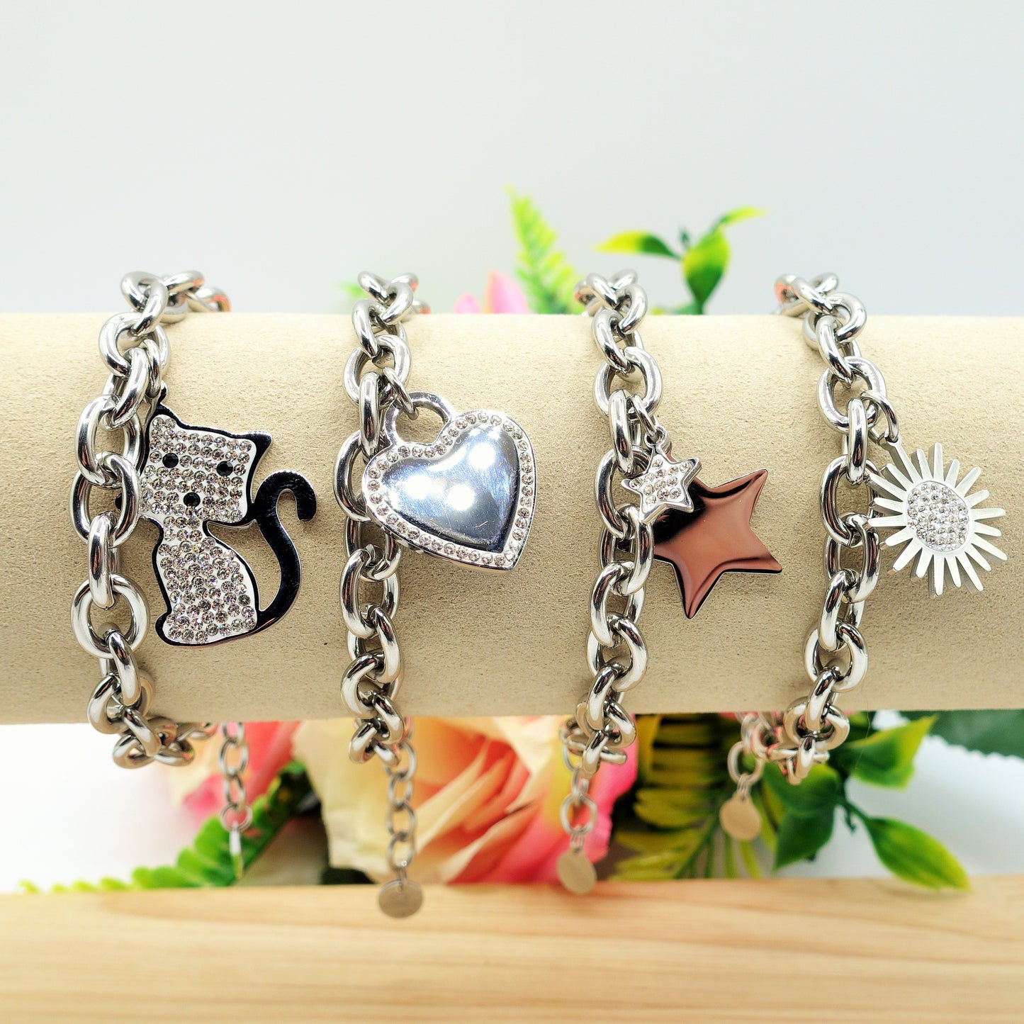 VIENNA ~ ACCIAIO INOSSIDABILE- Bracciale catena con ciondoli