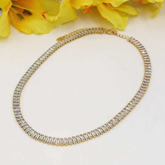 JULIANNE~ ACCIAIO INOSSIDABILE-GIROCOLLO CON ZIRCONI A BAGUETTE