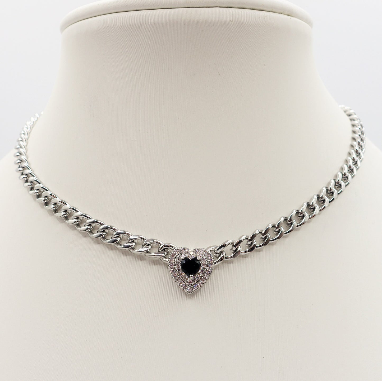JASMINE ~ ACCIAIO INOSSIDABILE - collana choker in catena con Cubic zirconia a forma di cuore