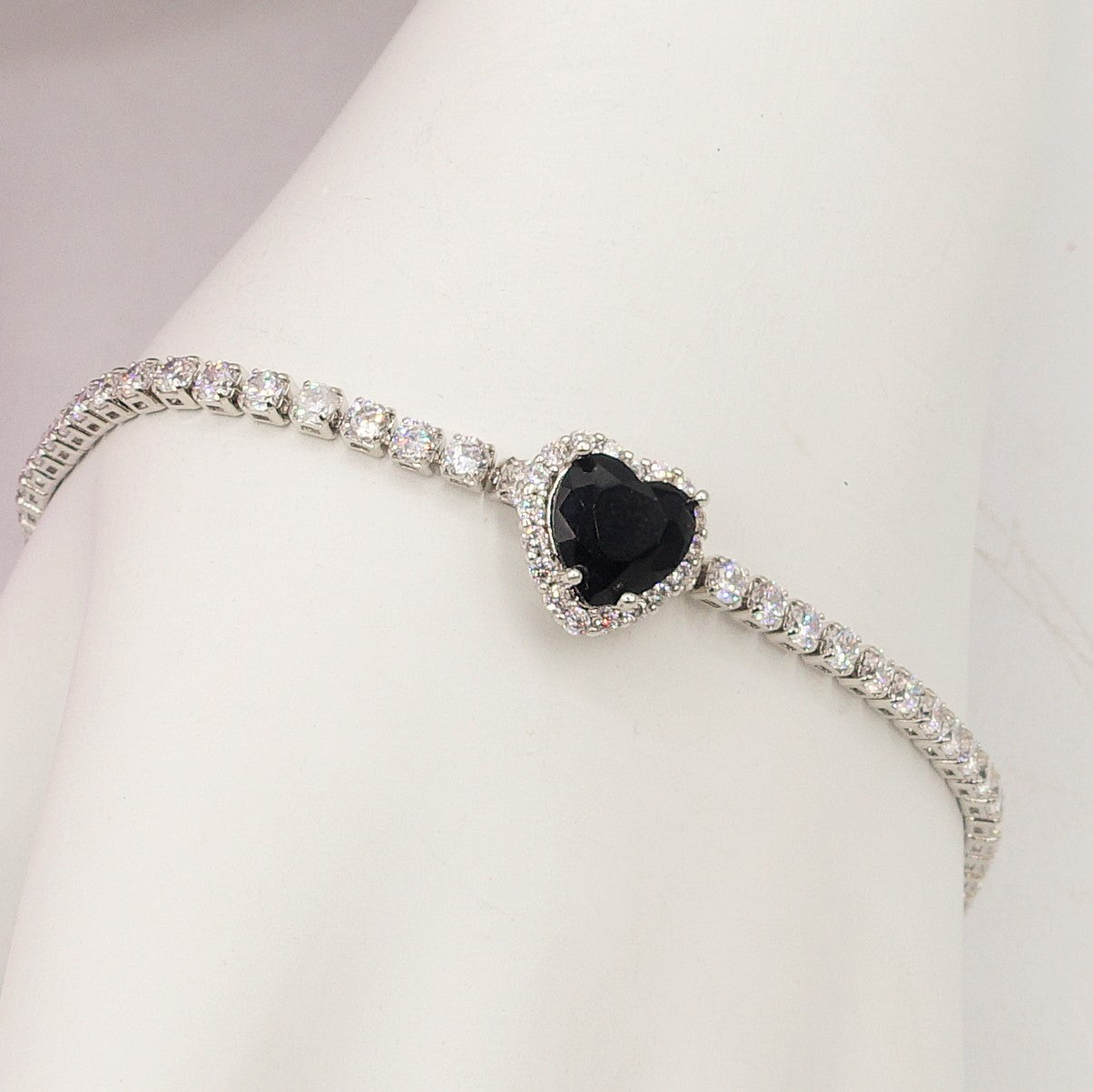 DIANA ~Chunky ~ Bracciale tennis con cuore in Cubic Zirconia