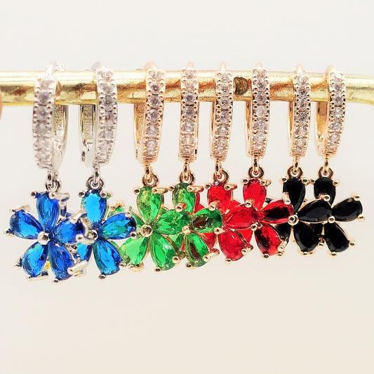 DAISY ~ Huggies -ORECCHINI cerchio a fiori con zirconi cubici