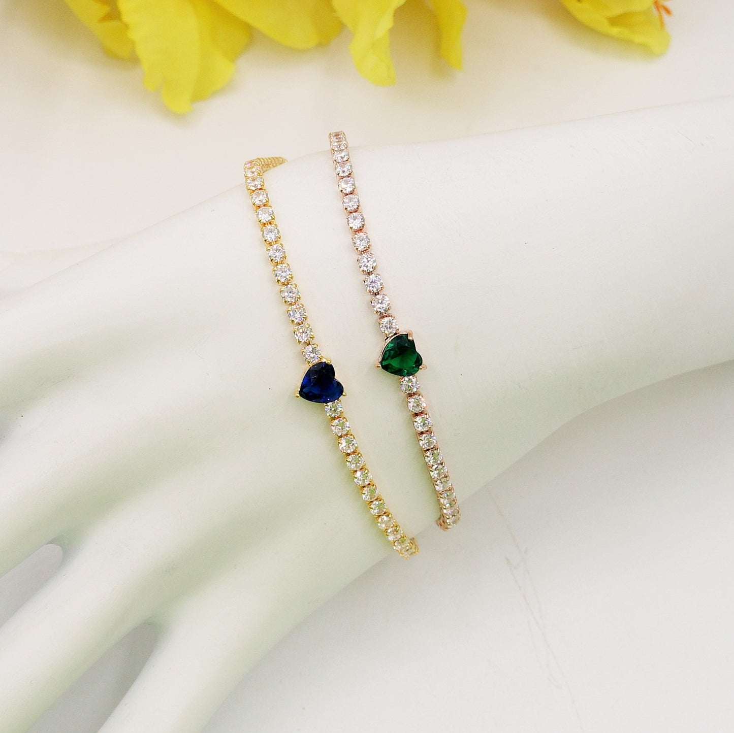 DIANA ~ Bracciale tennis con cuore in Cubic Zirconia