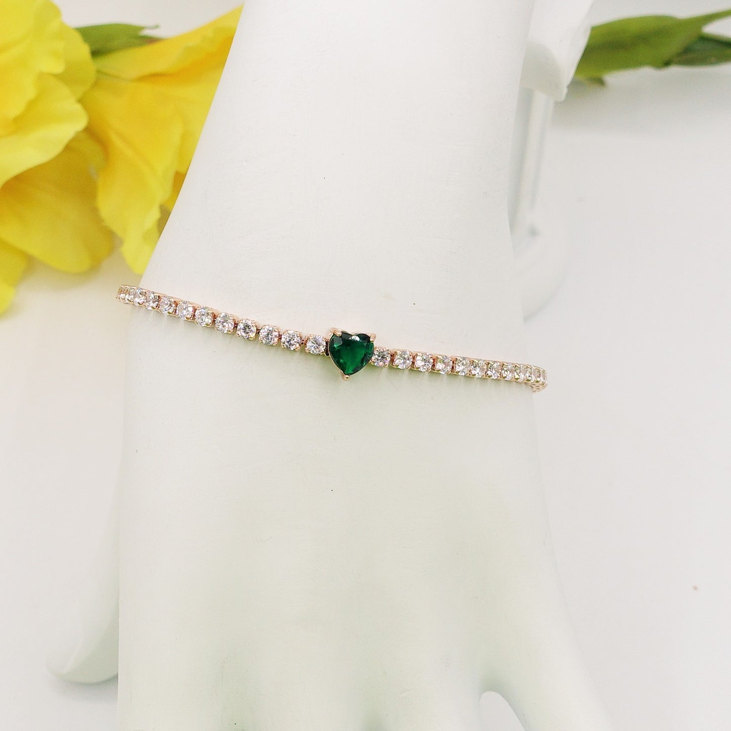 DIANA ~ Bracciale tennis con cuore in Cubic Zirconia