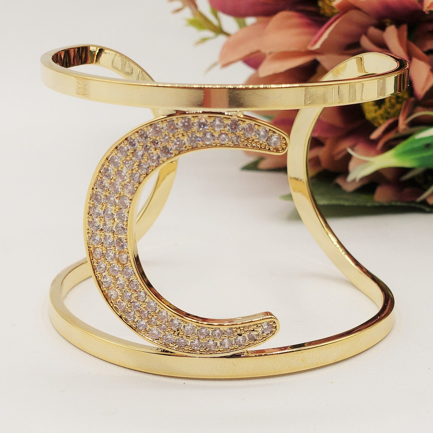 BRACCIALE A MANETTA XL con iniziale in zirconi