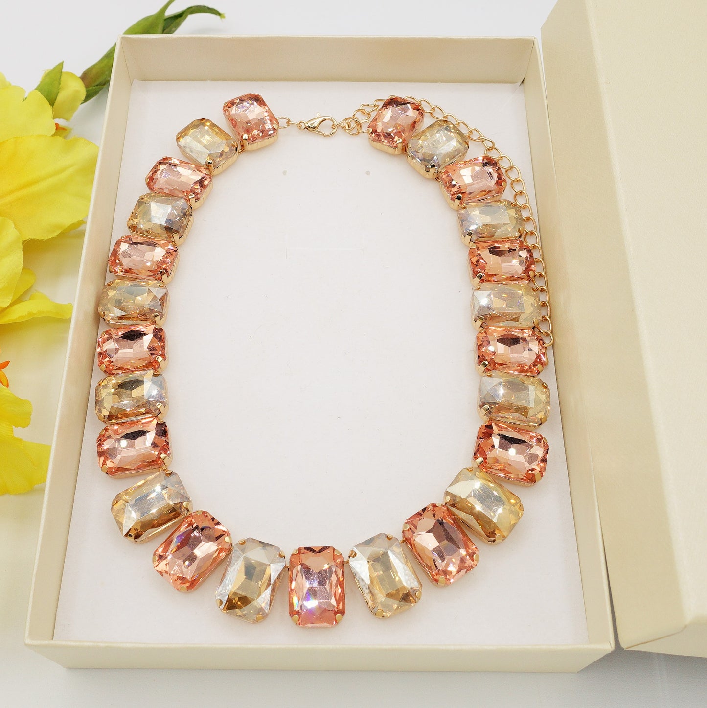 MARGOT Beige SET -Collier orecchini e bracciale con pietre sfaccettate