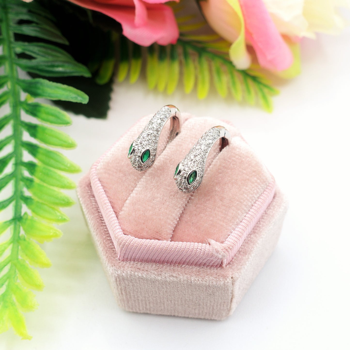 BELINDA- Orecchini cerchi serpente cubic zirconia