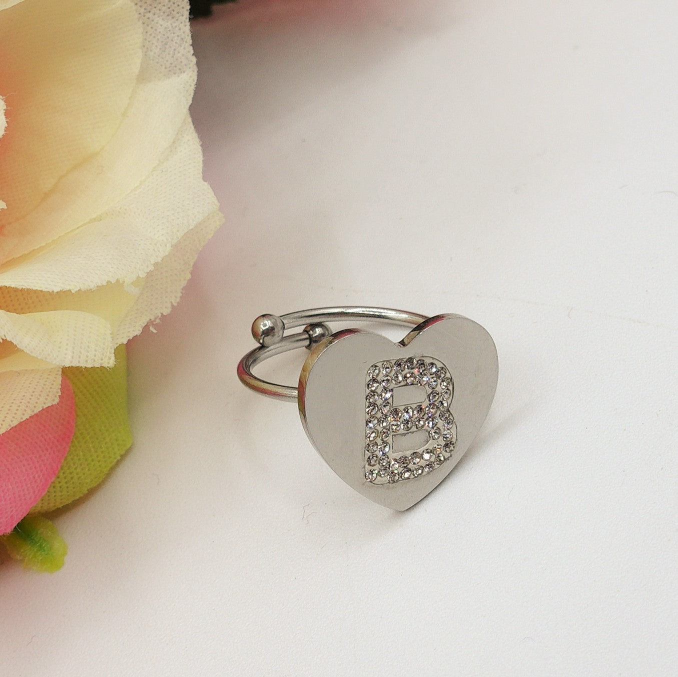 TAMARA ~ Anello INIZIALI in ACCIAIO inossidabile con cubic zirconia