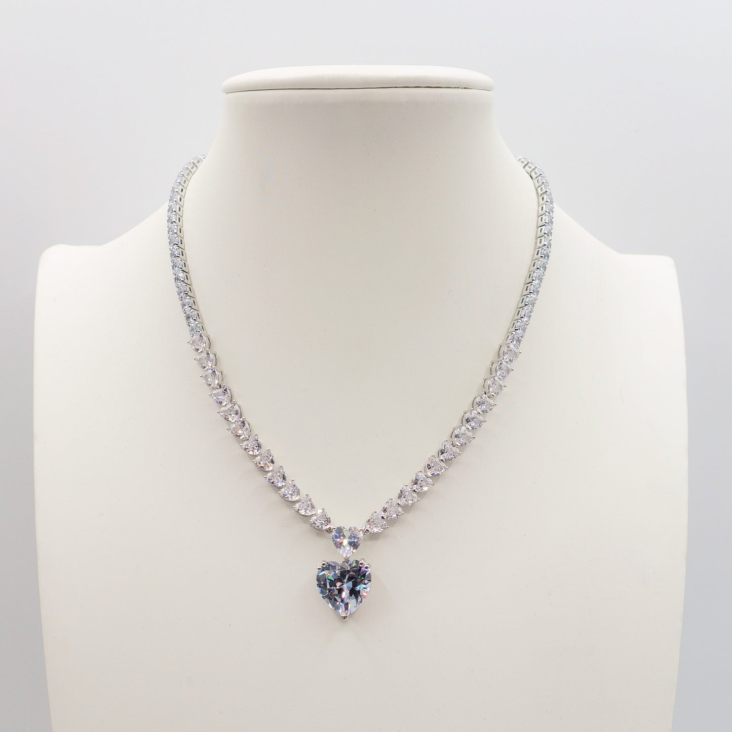 CHANTELLE big HEART Collier Tennis - Collana con Cubic Zirconia a forma di cuore