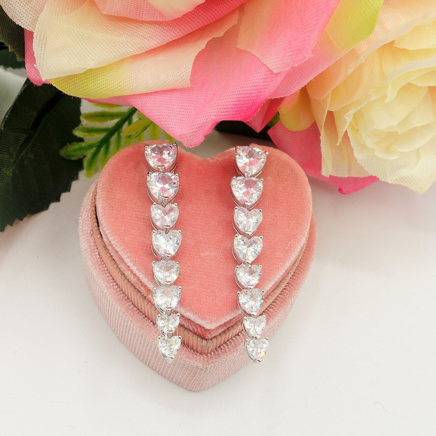 CHANTELLE - ORECCHINI con Cubic Zirconia a forma di cuore