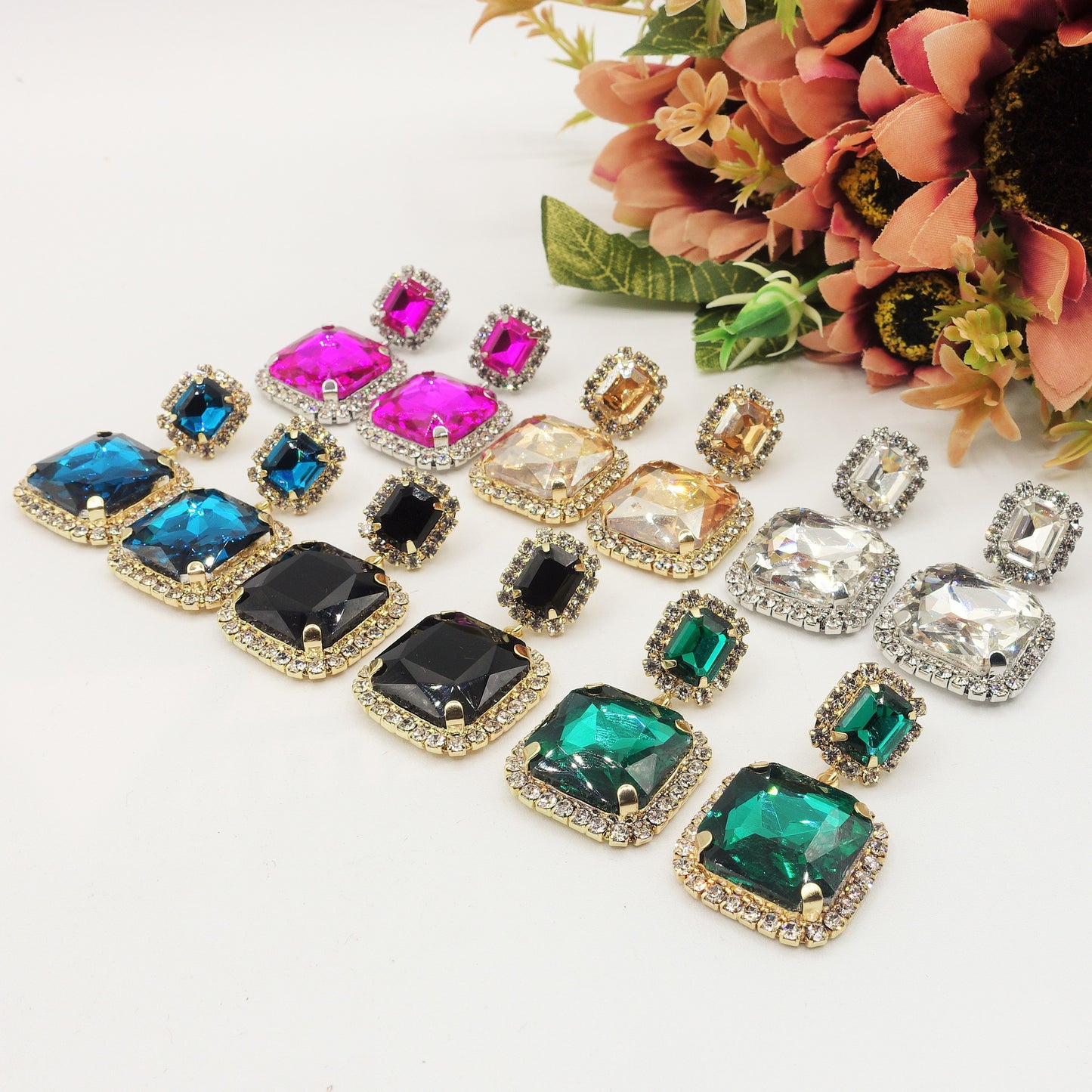ARIEL SQUARE - Orecchini pendenti con pietre sfaccettate e Cubic Zirconia