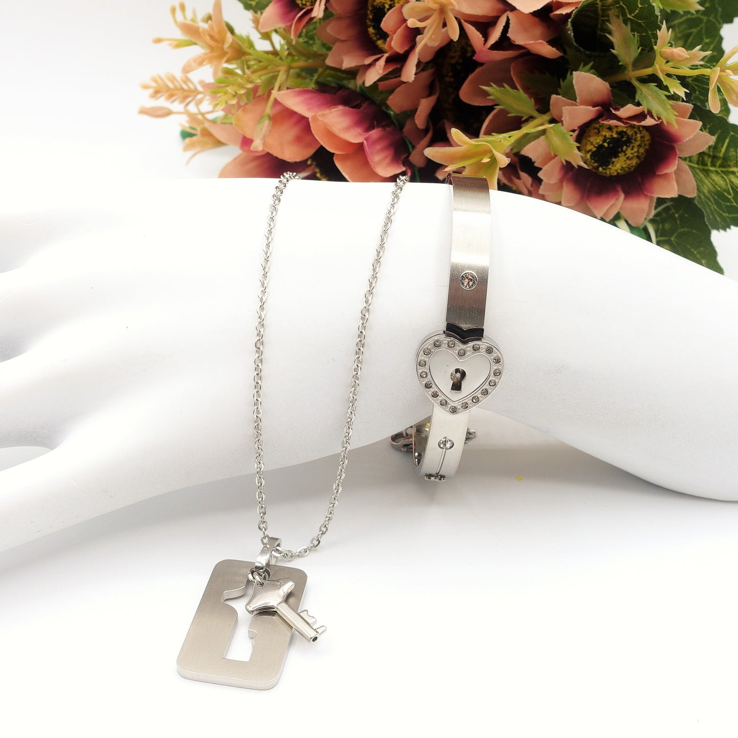 LOCKED LOVE ~ Acciaio Inossidabile - SET Bracciale lucchetto e collana