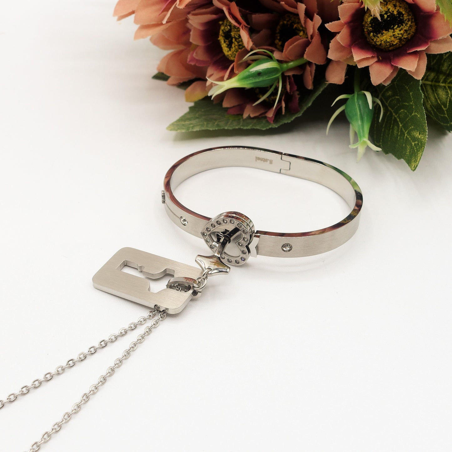 LOCKED LOVE ~ Acciaio Inossidabile - SET Bracciale lucchetto e collana