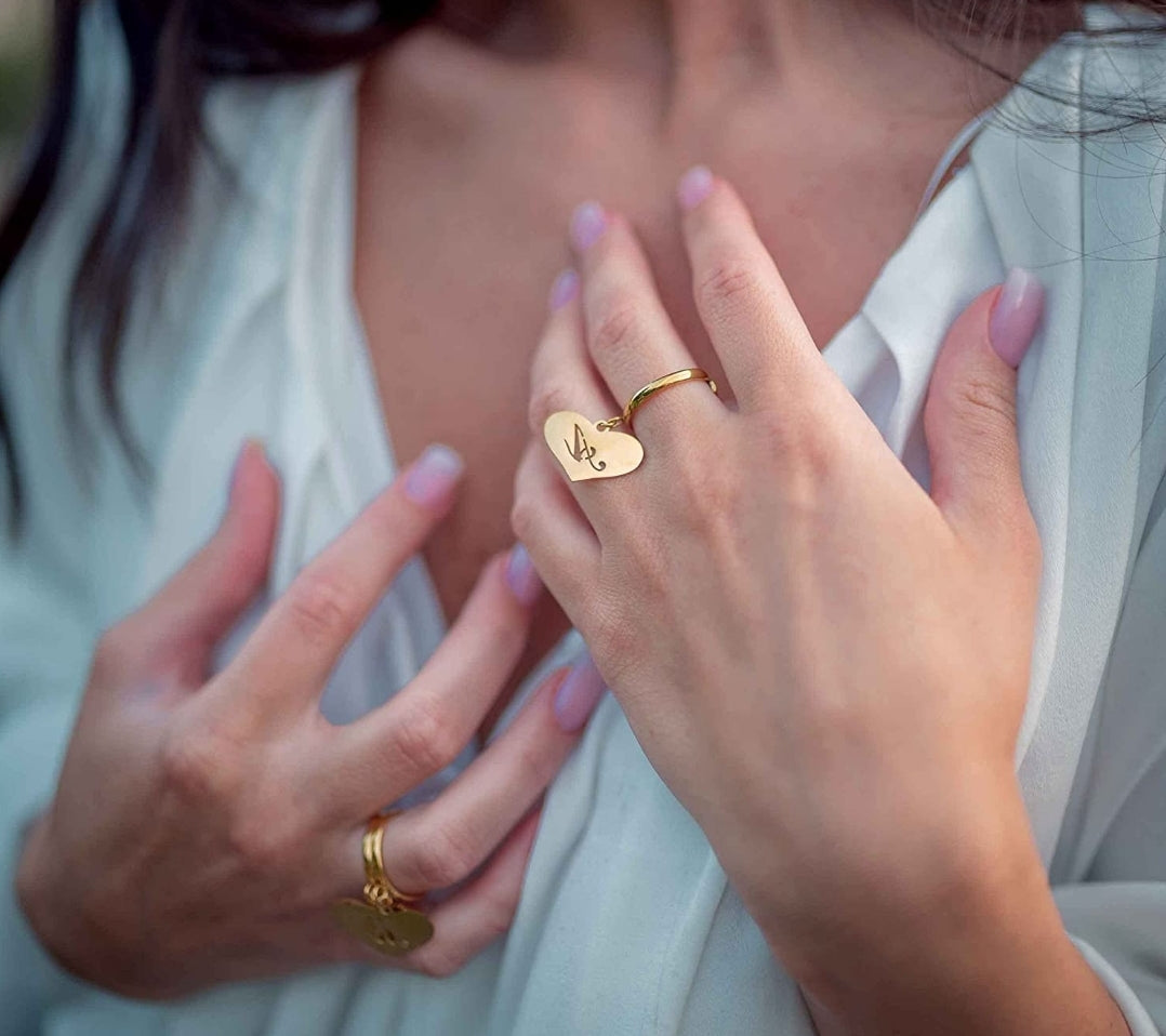 BIG HEART anello iniziali ~ Anello regolabile in ACCIAIO Inossidabile con ciondolo cuore