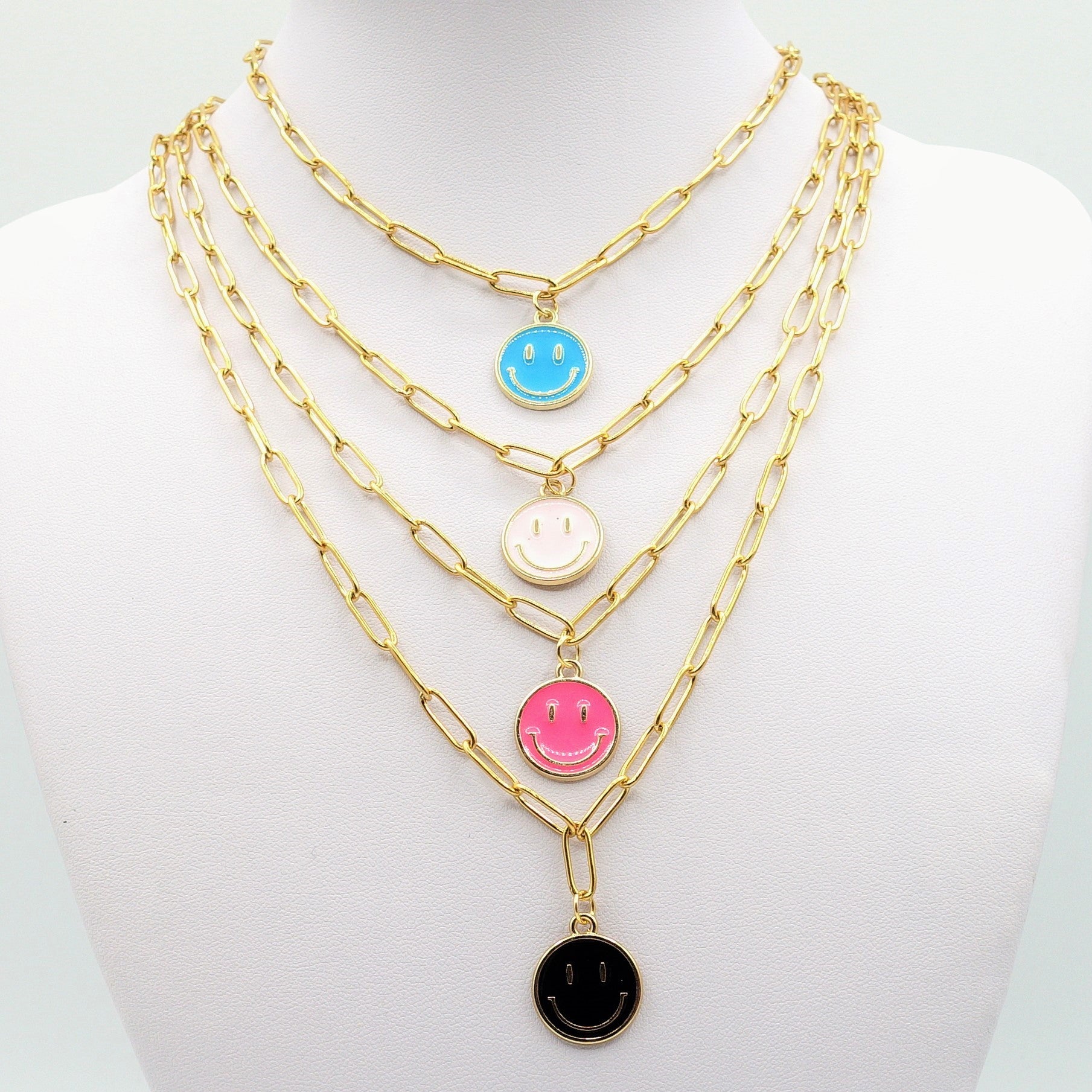Collane e Girocolli con pendente a croce in Argento Sterling con strass luminosisssimi Collane e Girocolli con pendente a croce in Argento Sterling con strass luminosisssimi