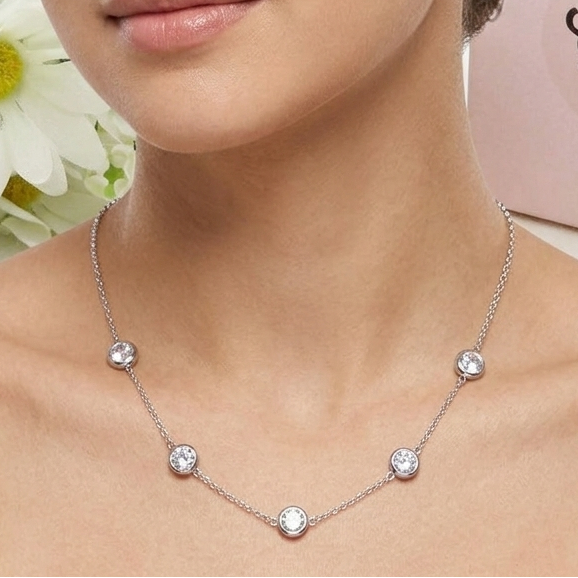 Collane alla moda in acciaio inossidabile con zirconi cubici