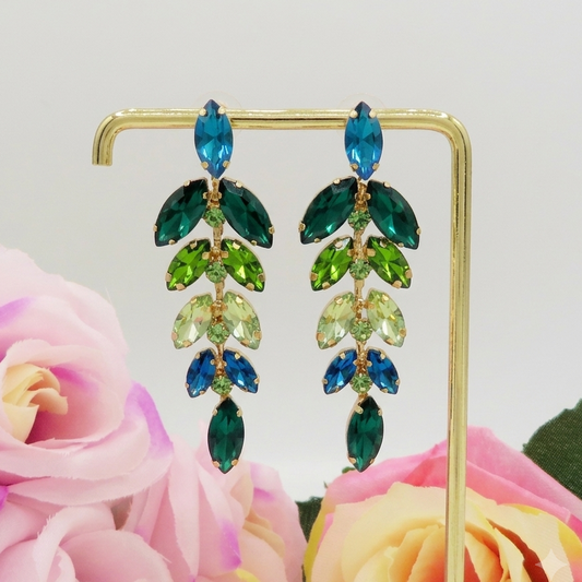 COLETTE - Orecchini pendenti con pietre sfaccettate e Cubic Zirconia