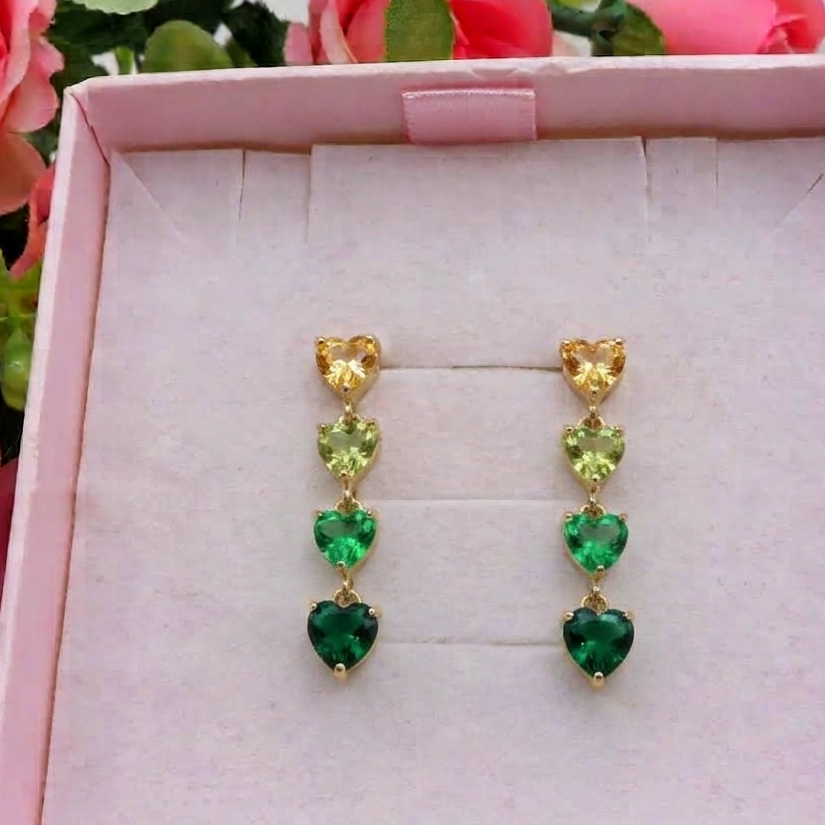 CHERIE DEGRADE' PENDENTI - acciaio inossidabile- Orecchini pendenti in cubic zirconia a forma di cuore
