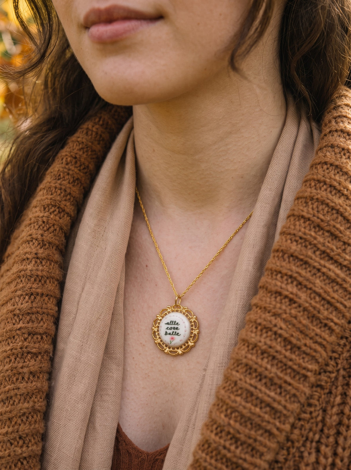 "Alle cose belle" Collana Pendente con fiore effetto vintage e catena torchon - ACCIAIO INOSSIDABILE