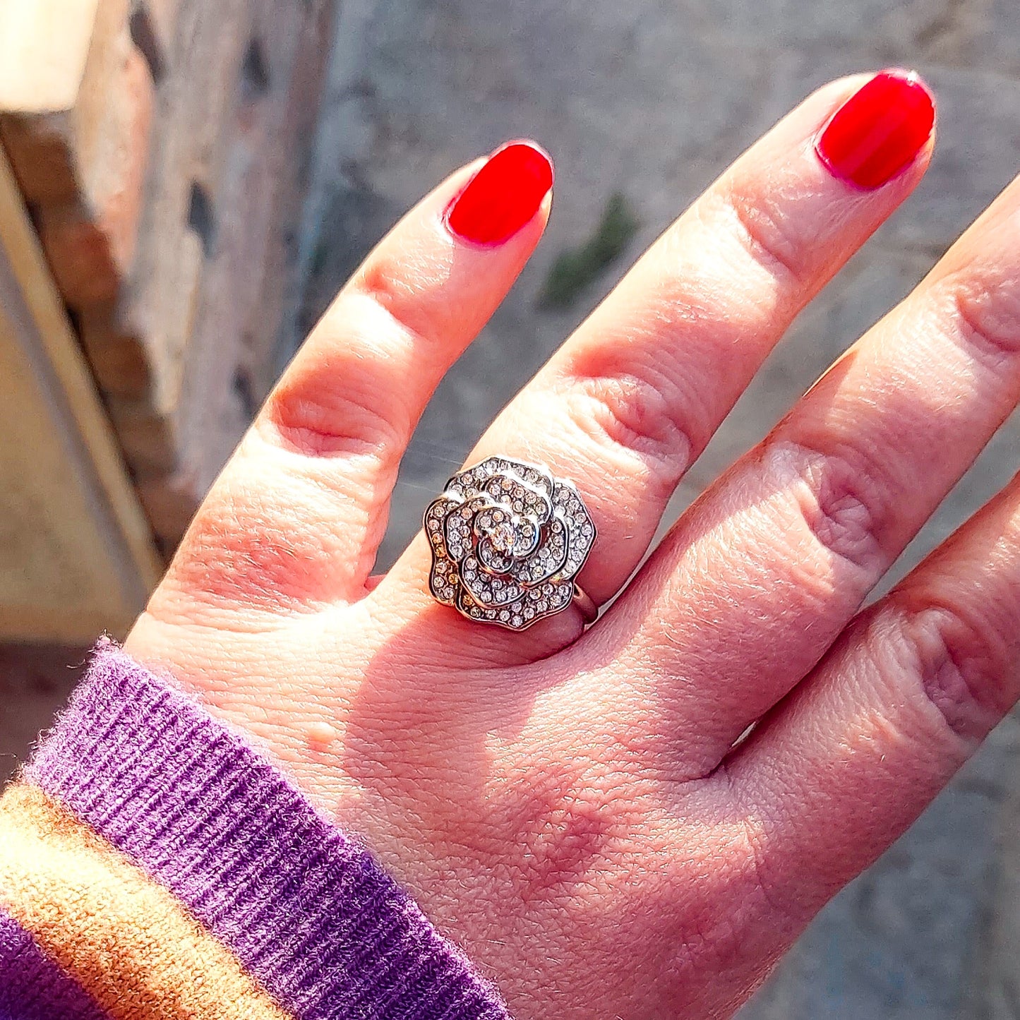 CAMELIA ~ ACCIAIO INOSSIDAILE~ Anello fiore zirconato in cubic zirconia