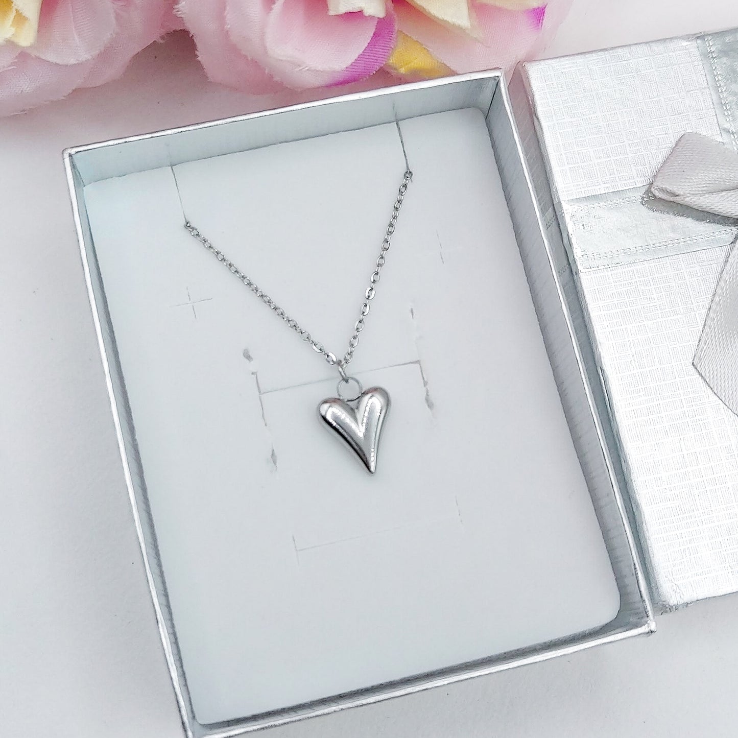 ALMA~ Collana e orecchini cuore appuntito  bombè Acciaio inossidabile