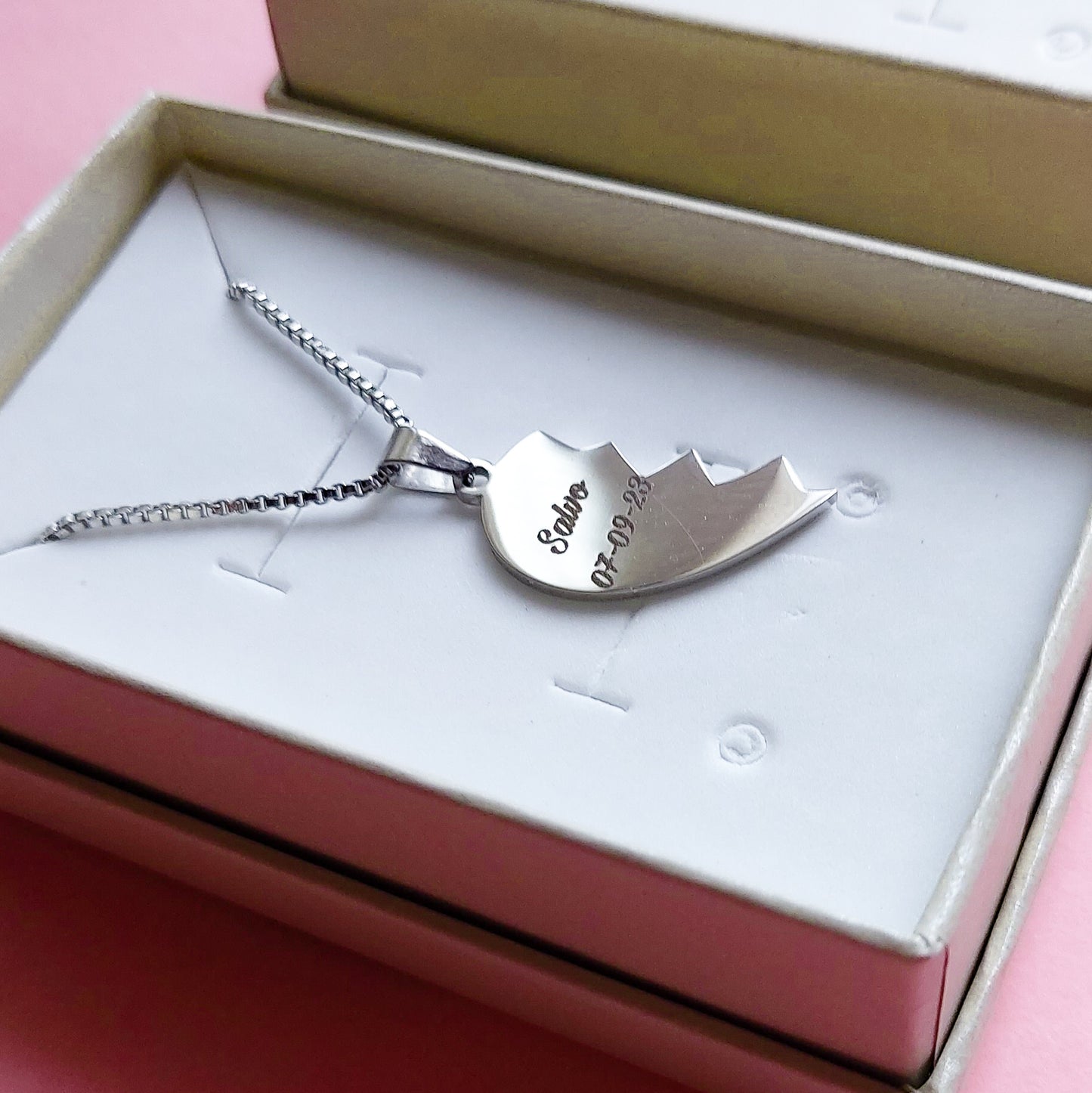BROKEN HEART ~ ACCIAIO INOSSIDABILE 2 collane con pendente  PERSONALIZZATO cuore spezzato - amicizia - amore - famiglia - occasioni speciali