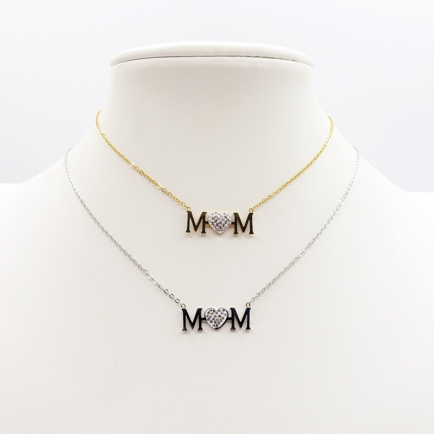 MOM Collana  Con scritta MAMMA in Acciaio Inossidabile