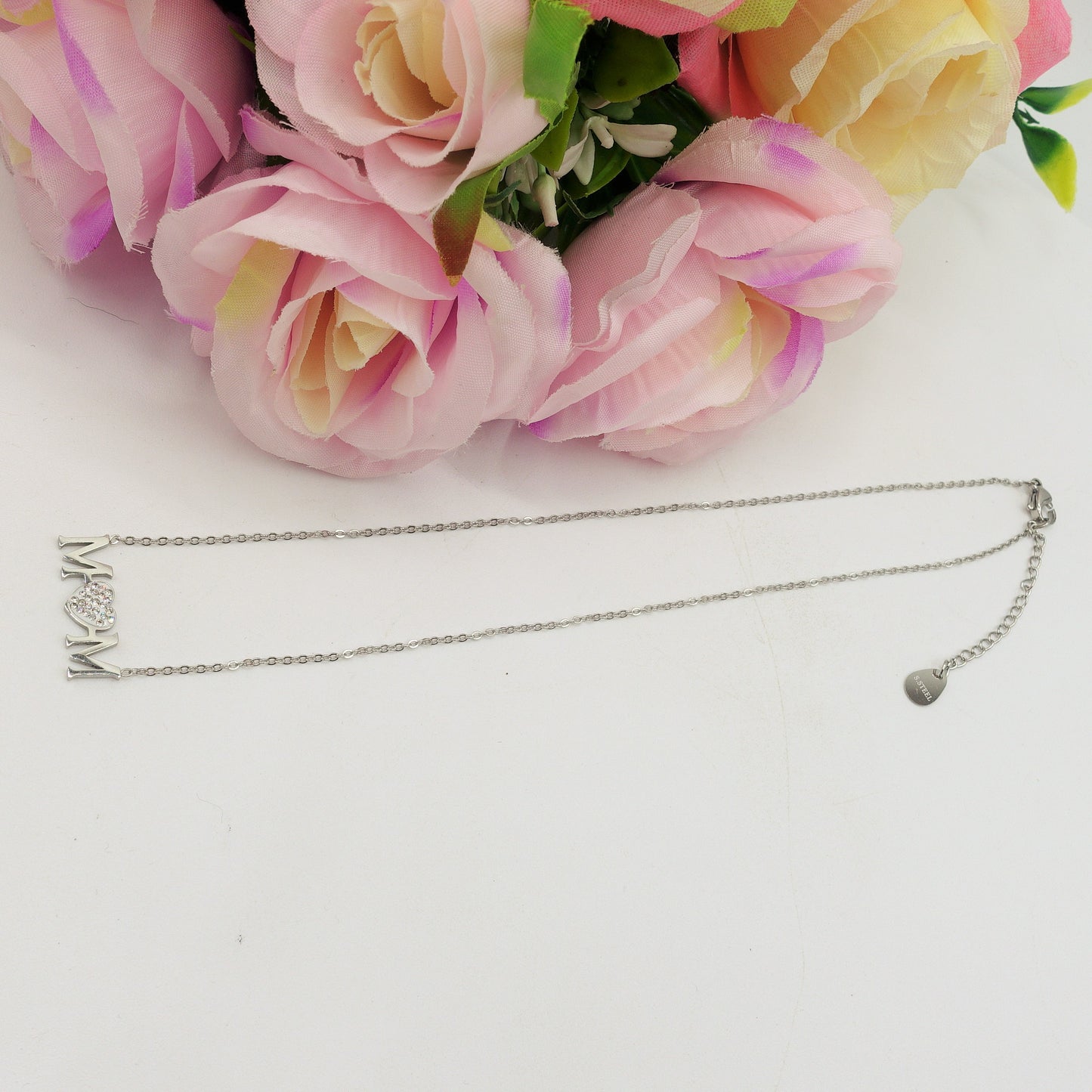 MOM Collana  Con scritta MAMMA in Acciaio Inossidabile