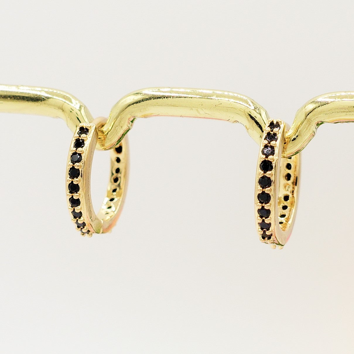 ANASTASIA - Orecchini mini cerchi zirconati RAINBOW